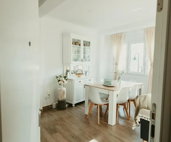 Apartamento Turistico Cedeira Casa Bustabad * 塞代拉